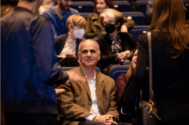 audience at jxj event.