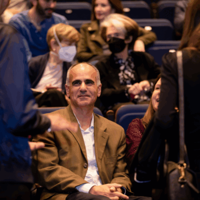 audience at jxj event.